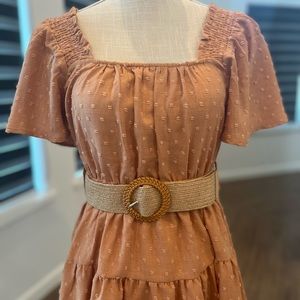 Contrast belt mini dress